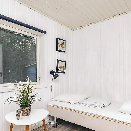 Holiday home Secluded Lagoon Retreat In Hou-by Traum *
